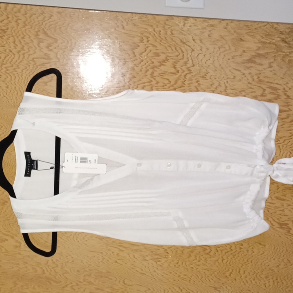 Sanctuary sleeveless white blouse. Size small